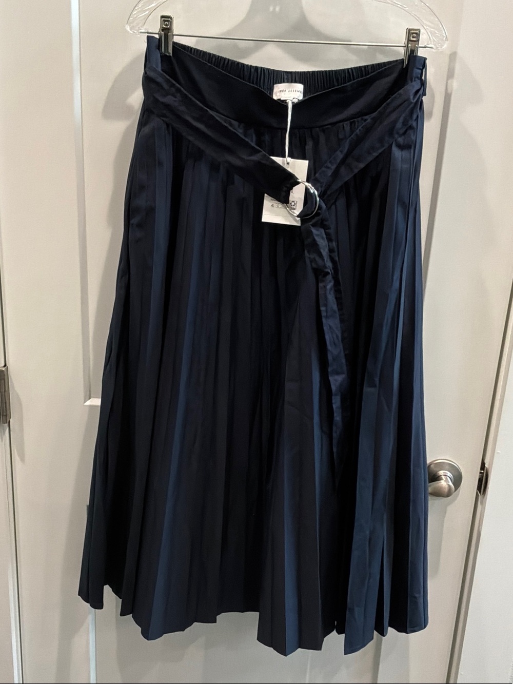 NWT Free Assembly Large Pleated Navy Midi Skirt Belt Elastic Waist Pockets